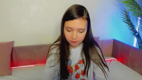 Lina online show from January 2025 02:42:01 AM