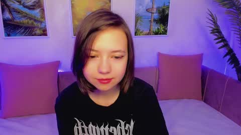 Lina online show from January 2025 02:11:01 AM