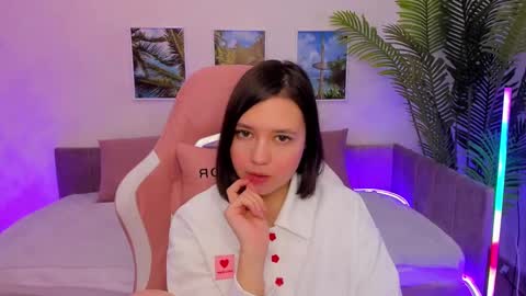 Lina online show from February 2025 02:29:02 AM