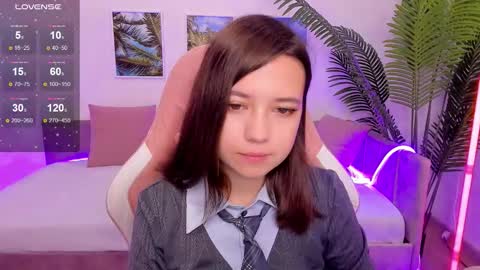 Lina online show from September 2025 02:26:02 AM