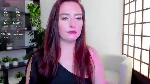Lina online show from September 2025 02:02:02 AM