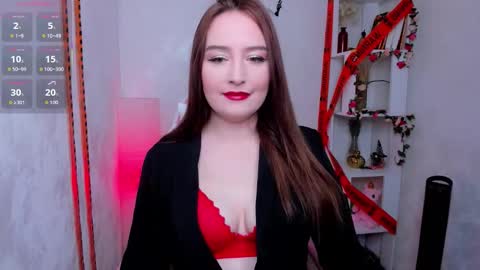 Lina online show from November 2025 02:22:02 AM