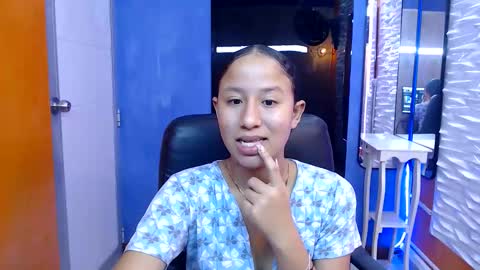 lina_kl online show from November 2025 03:16:02 AM
