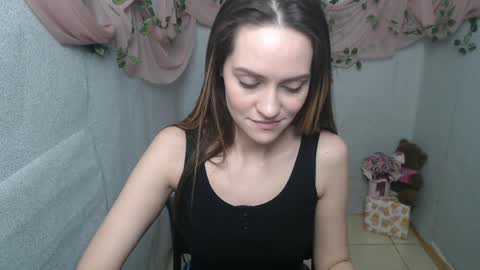 Lina online show from January 2025 06:27:01 AM