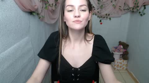 Lina online show from January 2025 09:56:01 AM