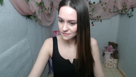 Lina online show from January 2025 06:42:01 AM