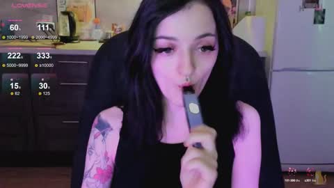 Snapshot of lina_tyaan chatting on October 2025 06:33:01 AM Lina 3 1715622743 online show from October 2025 06:33:01 AM