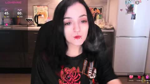 Snapshot of lina_tyaan chatting on October 2025 07:42:02 AM Lina 3 1715622743 online show from October 2025 07:42:02 AM