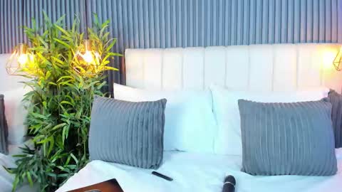 LinaGlam online show from October 2025 10:43:02 PM