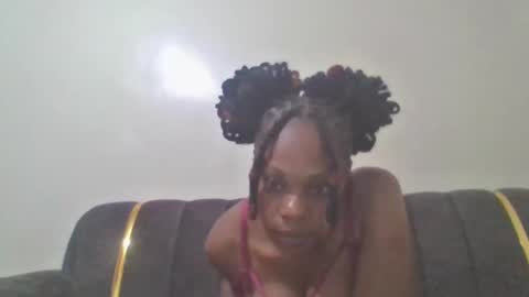 linahusu online show from November 2025 07:52:02 PM