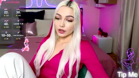 I am Lina online show from October 2025 01:35:02 PM