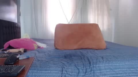 lina palacios online show from March 2025 08:42:02 PM