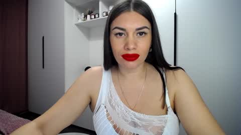 Snapshot of linasparks chatting on December 2024 08:05:01 PM Lina Sparks online show from December 2024 08:05:01 PM