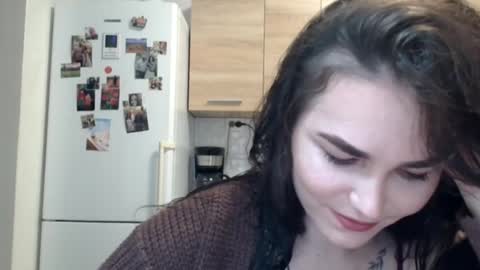 Snapshot of linda_aa chatting on October 2025 06:08:01 PM Linda online show from October 2025 06:08:01 PM