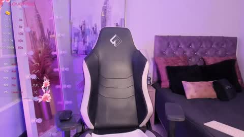linda_caroline online show from March 2025 11:35:02 PM