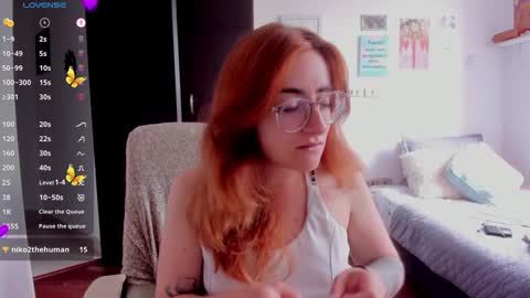 Snapshot of linda_giggle chatting on December 2024 02:30:01 PM Giggles online show from December 2024 02:30:01 PM