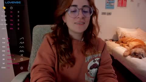 Snapshot of linda_giggle chatting on December 2024 12:38:01 AM Giggles online show from December 2024 12:38:01 AM