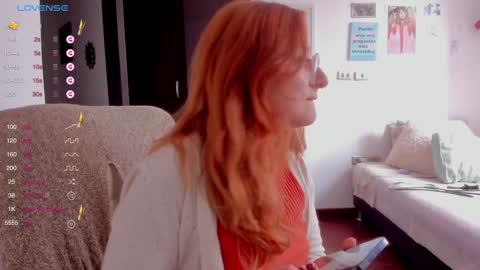 Snapshot of linda_giggle chatting on December 2024 06:23:02 PM Giggles online show from December 2024 06:23:02 PM