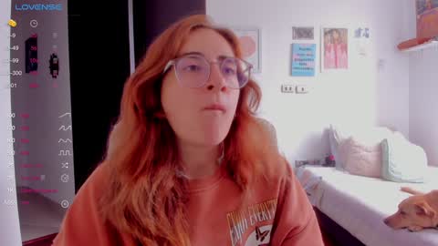Snapshot of linda_giggle chatting on January 2025 01:41:02 PM Giggles online show from January 2025 01:41:02 PM