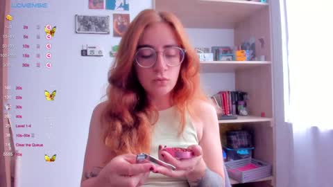 Snapshot of linda_giggle chatting on February 2025 01:47:02 PM Giggles online show from February 2025 01:47:02 PM