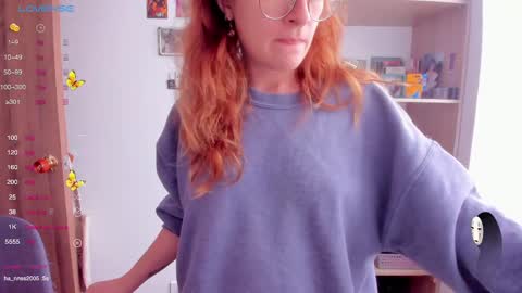 Snapshot of linda_giggle chatting on March 2025 05:38:02 PM Giggles online show from March 2025 05:38:02 PM
