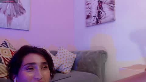 Maria Paula online show from December 2024 03:23:01 PM