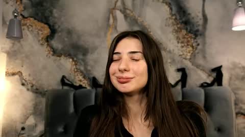 Snapshot of lindablyee chatting on October 2025 06:28:02 PM lili online show from October 2025 06:28:02 PM