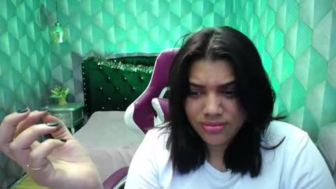    online show from December 2024 08:11:02 AM
