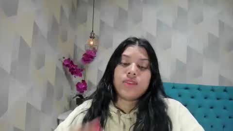 Snapshot of lindabreexlove chatting on September 2025 04:23:02 PM online show from September 2025 04:23:02 PM