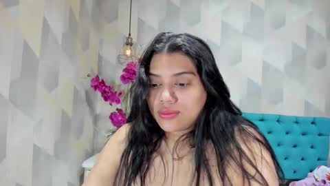 Snapshot of lindabreexlove chatting on October 2025 04:48:01 PM online show from October 2025 04:48:01 PM