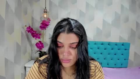 Snapshot of lindabreexlove chatting on October 2025 01:42:02 PM online show from October 2025 01:42:02 PM