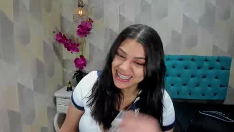 Snapshot of lindabreexlove chatting on October 2025 02:13:02 PM online show from October 2025 02:13:02 PM