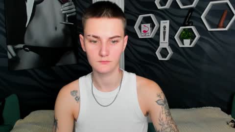 lindabryantt online show from February 2025 11:10:02 AM