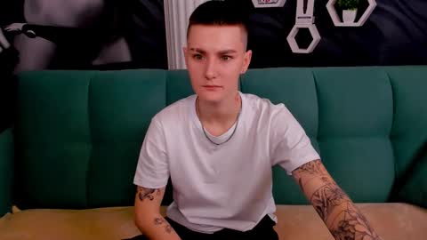 lindabryantt online show from February 2025 10:15:02 AM