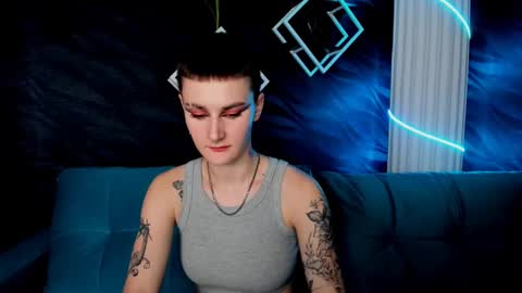 lindabryantt online show from March 2025 10:44:02 AM