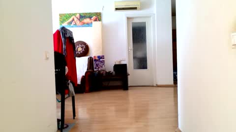 Linda online show from February 2025 10:27:02 AM