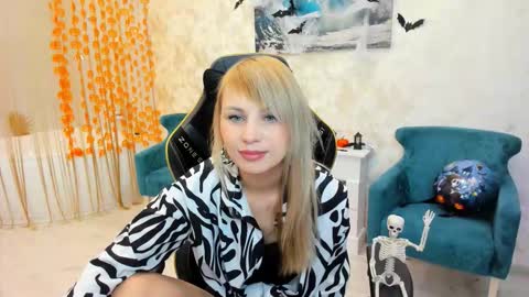 Snapshot of lindasandy chatting on October 2025 09:15:01 AM lindasandy online show from October 2025 09:15:01 AM