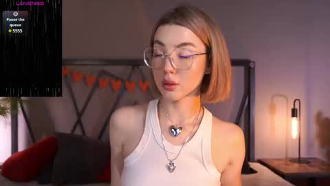 your Linda is back online show from March 2025 08:19:02 AM