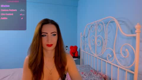 Snapshot of lindseydoll chatting on November 2025 09:26:02 PM Lindsey online show from November 2025 09:26:02 PM