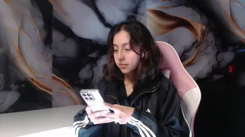 Snapshot of ling_ling24 chatting on October 2025 03:06:01 AM ling ling24 online show from October 2025 03:06:01 AM