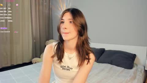 Lina online show from September 2025 07:08:01 AM