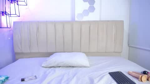 Snapshot of liora_rayne chatting on November 2025 05:12:02 PM liora_rayne online show from November 2025 05:12:02 PM