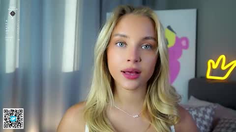 Amelia online show from October 2025 01:12:02 AM