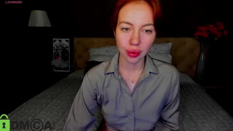 Katyy online show from September 2025 11:27:01 PM