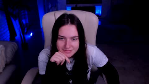 lisa_elfy online show from January 2025 04:05:01 PM