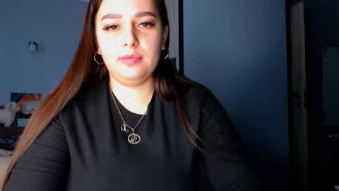 Snapshot of lisa_lady_golden chatting on October 2025 11:44:01 AM lisa_lady_golden online show from October 2025 11:44:01 AM