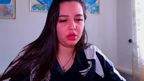 Snapshot of lisa_lady_golden chatting on November 2025 09:08:02 AM lisa_lady_golden online show from November 2025 09:08:02 AM