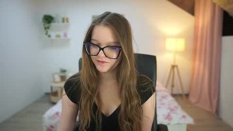 Snapshot of lisa_mccoy_ chatting on November 2025 02:10:02 PM lisa mccoy online show from November 2025 02:10:02 PM