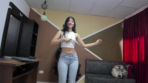 Snapshot of lisagray_1 chatting on October 2025 07:43:01 PM Lisa Gray Independent Model online show from October 2025 07:43:01 PM