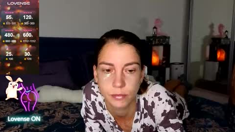 Kris Maks online show from October 2025 05:08:02 AM